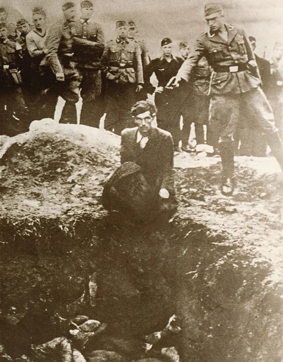 Einsatzgruppen massive execution of Jews